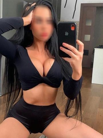 Полина